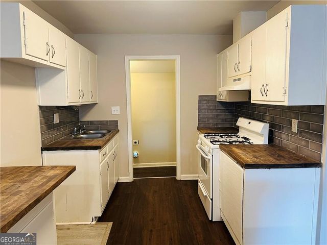 1443 Vesta Avenue, East Point, GA 30344