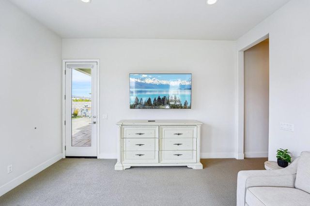 49853 Crescent, Palm Desert, CA 92211