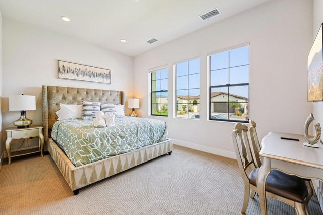 49853 Crescent, Palm Desert, CA 92211