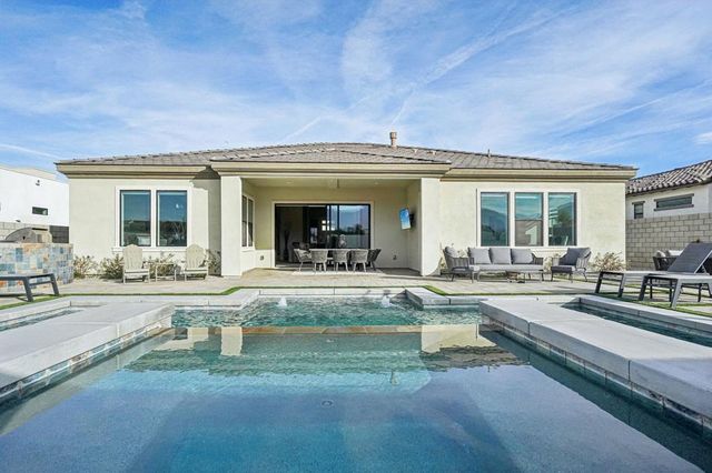 49853 Crescent, Palm Desert, CA 92211