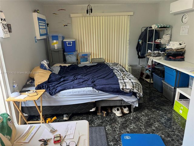 2960 SW 17th St, Fort Lauderdale, FL 33312