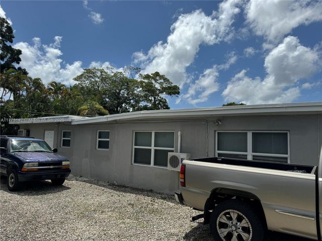 2960 SW 17th St, Fort Lauderdale, FL 33312