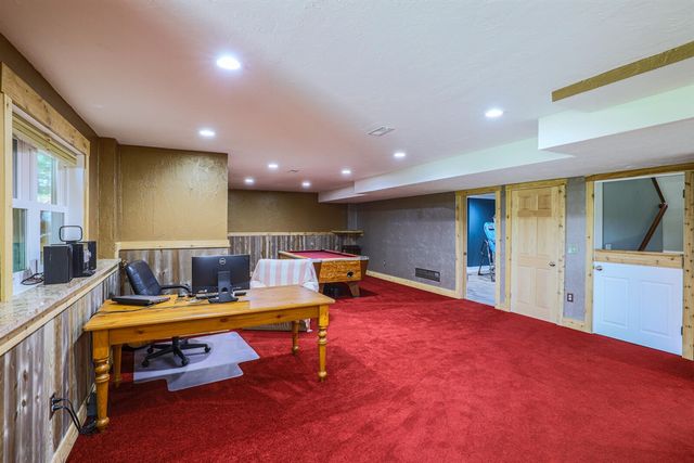 9434 84th Street, Alto, MI 49302