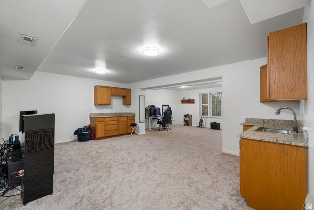 58 N COUNTRY BEND RD, Farmington, UT 84025