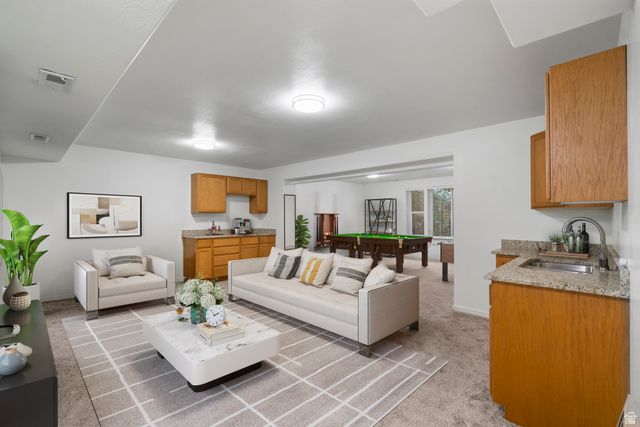 58 N COUNTRY BEND RD, Farmington, UT 84025
