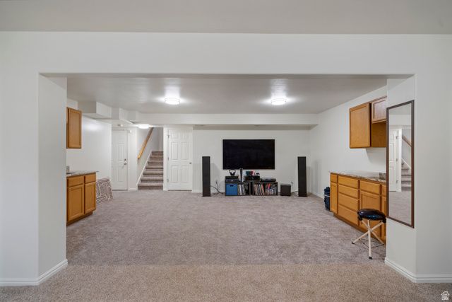 58 N COUNTRY BEND RD, Farmington, UT 84025