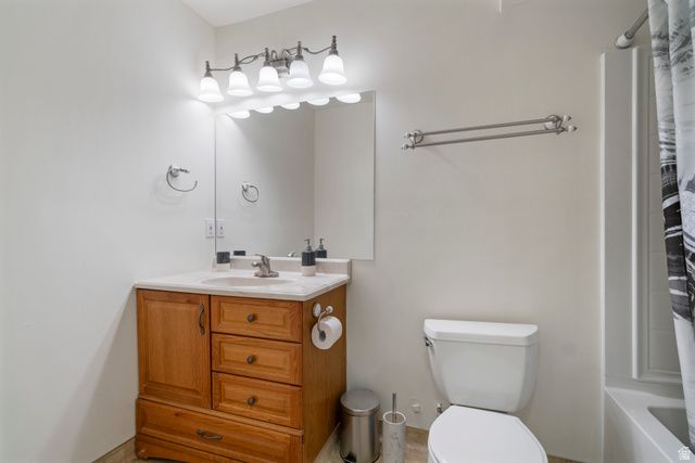 58 N COUNTRY BEND RD, Farmington, UT 84025