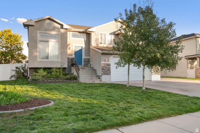 58 N COUNTRY BEND RD, Farmington, UT 84025