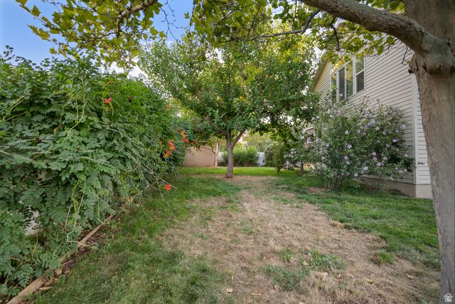 58 N COUNTRY BEND RD, Farmington, UT 84025