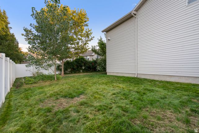 58 N COUNTRY BEND RD, Farmington, UT 84025