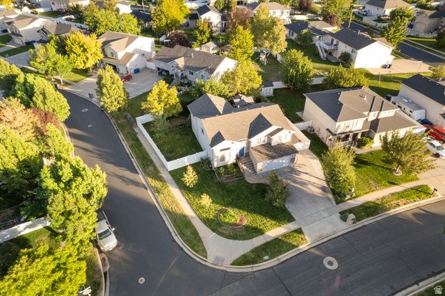 58 N COUNTRY BEND RD, Farmington, UT 84025