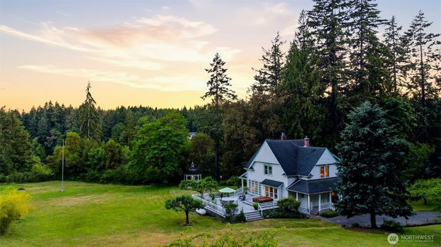12835 Price Road SE, Olalla, WA 98359