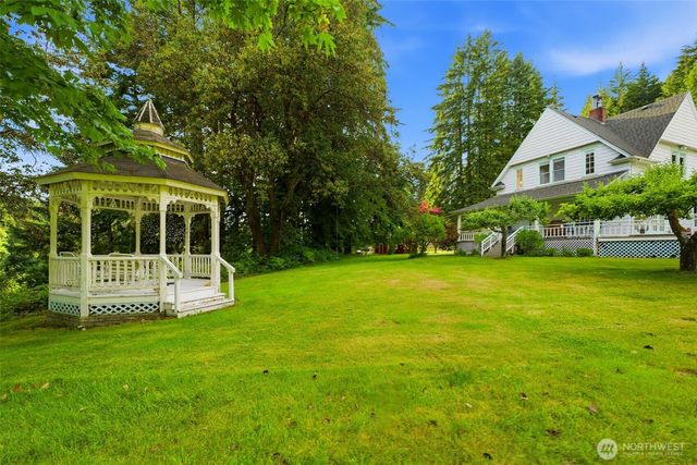12835 Price Road SE, Olalla, WA 98359