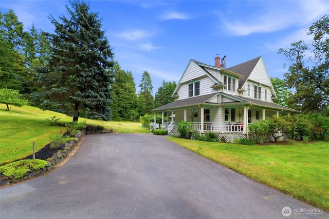 12835 Price Road SE, Olalla, WA 98359