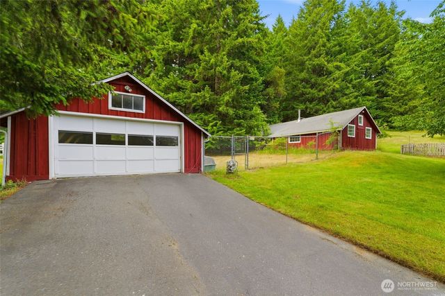 12835 Price Road SE, Olalla, WA 98359