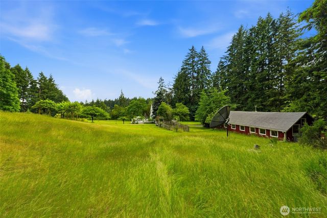 12835 Price Road SE, Olalla, WA 98359