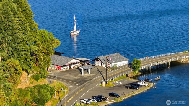 12835 Price Road SE, Olalla, WA 98359