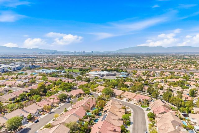 2034 Bobtail Circle, Henderson, NV 89012