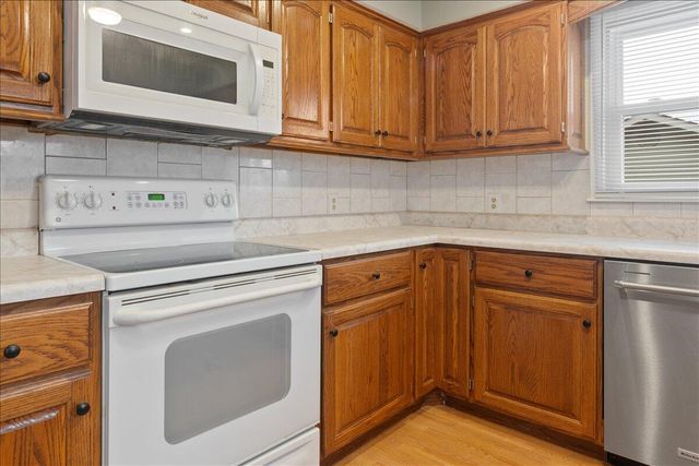 84 S Rock Ridge Street, Fair Grove, MO 65648