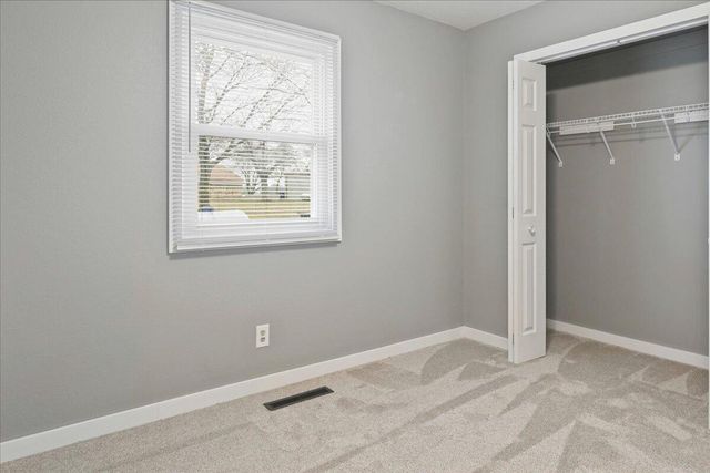 84 S Rock Ridge Street, Fair Grove, MO 65648