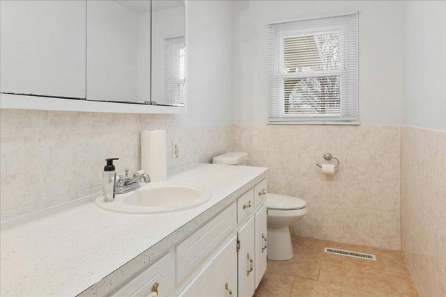 84 S Rock Ridge Street, Fair Grove, MO 65648