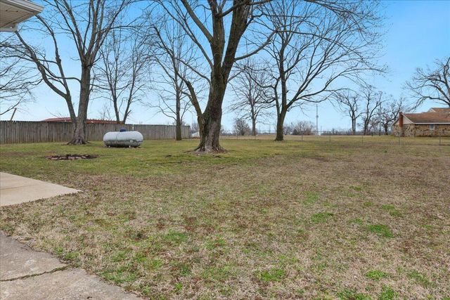 84 S Rock Ridge Street, Fair Grove, MO 65648