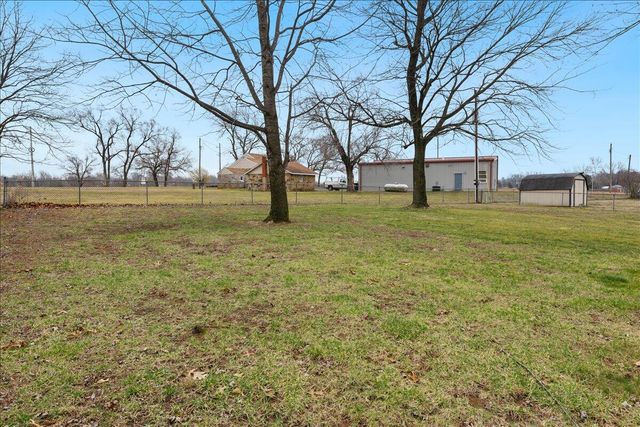 84 S Rock Ridge Street, Fair Grove, MO 65648