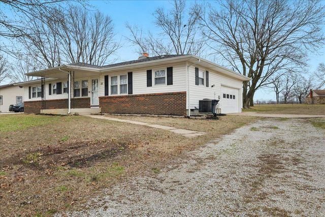 84 S Rock Ridge Street, Fair Grove, MO 65648