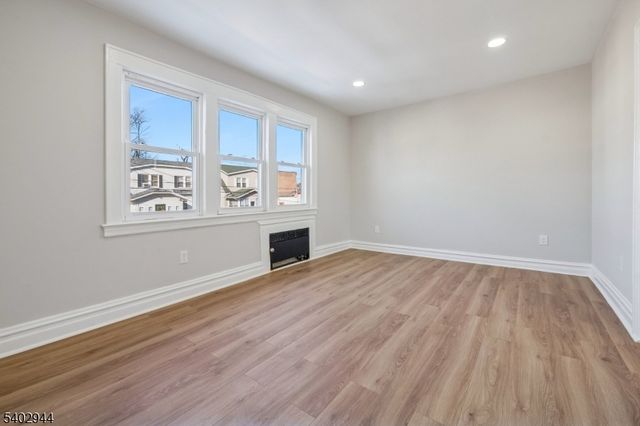 56 Osborne Pl, Irvington Twp., NJ 07111