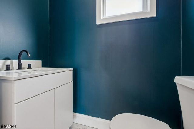 56 Osborne Pl, Irvington Twp., NJ 07111