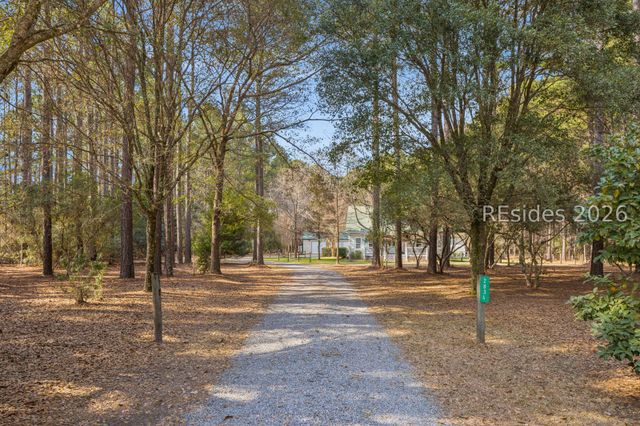 2834 Honey Hill Cir, Ridgeland, SC 29936