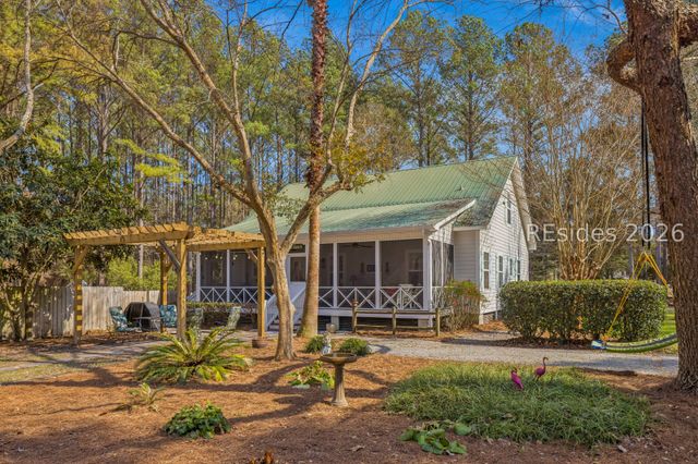 2834 Honey Hill Cir, Ridgeland, SC 29936