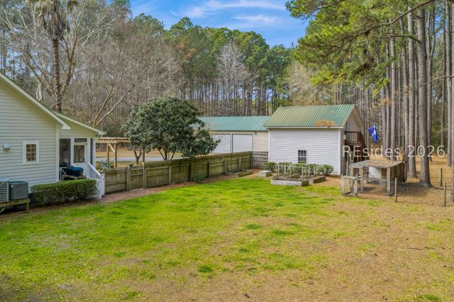 2834 Honey Hill Cir, Ridgeland, SC 29936