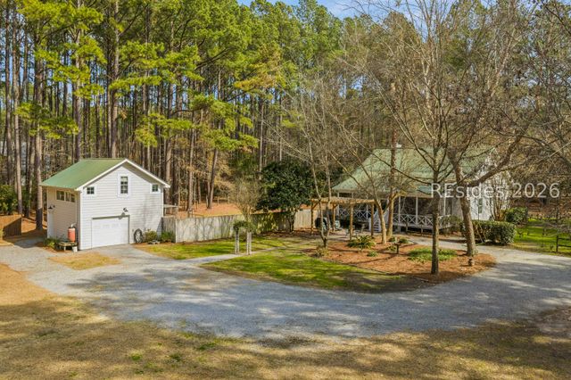 2834 Honey Hill Cir, Ridgeland, SC 29936