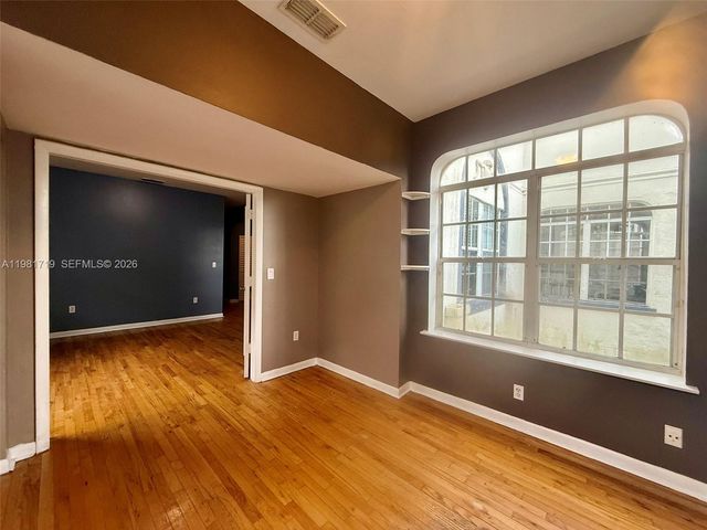 1127 Euclid Ave 203, Miami Beach, FL 33139