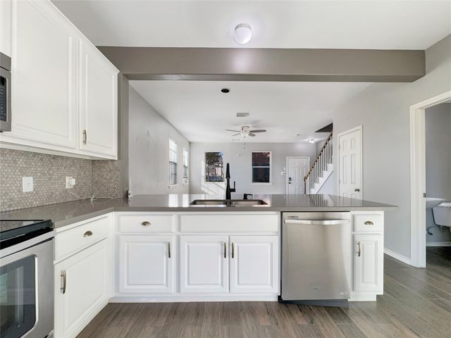 2217 Kemah Village Drive, Kemah, TX 77565