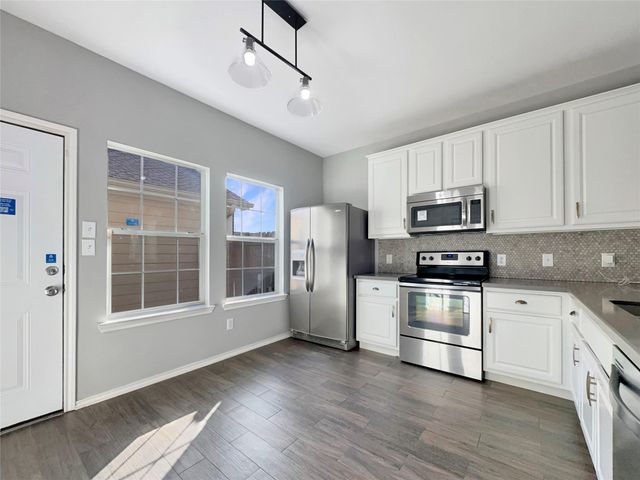 2217 Kemah Village Drive, Kemah, TX 77565