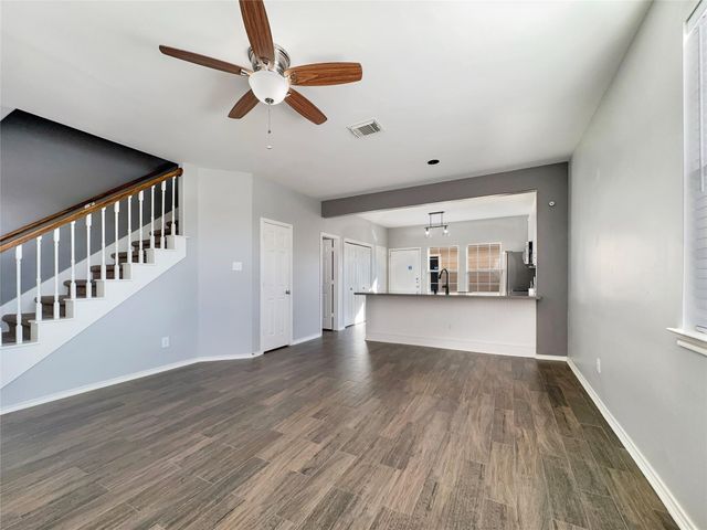 2217 Kemah Village Drive, Kemah, TX 77565