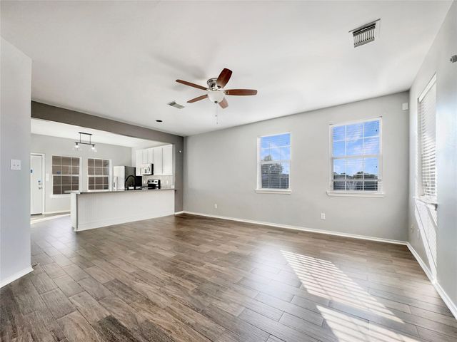 2217 Kemah Village Drive, Kemah, TX 77565