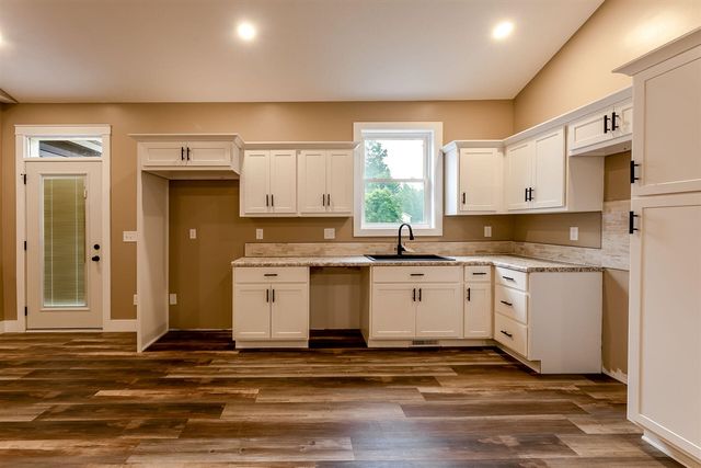 8187 Holton Road, Holton, MI 49425