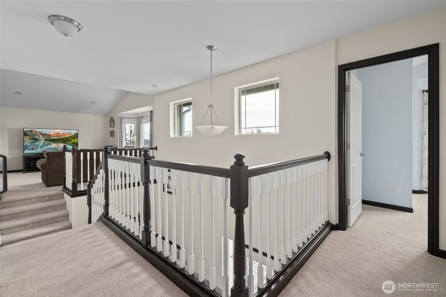 956 Cove View Circle, Oak Harbor, WA 98277