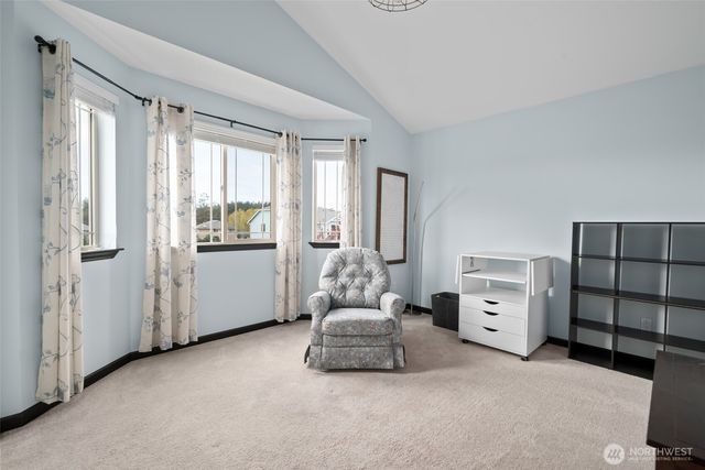 956 Cove View Circle, Oak Harbor, WA 98277