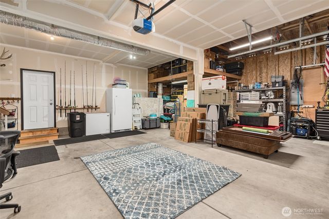 956 Cove View Circle, Oak Harbor, WA 98277