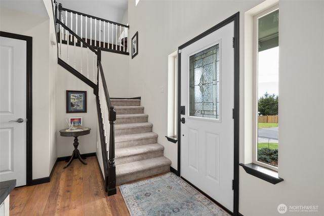 956 Cove View Circle, Oak Harbor, WA 98277