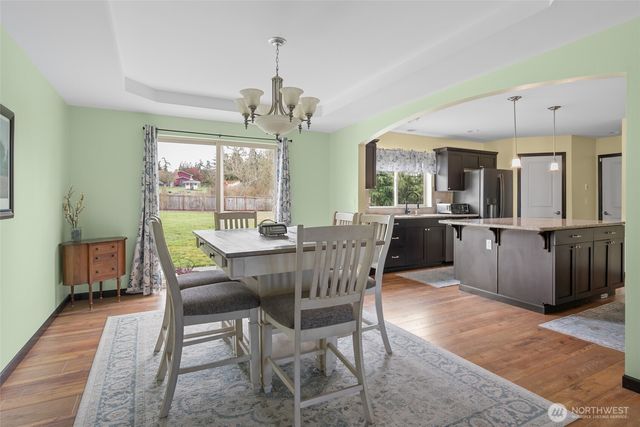 956 Cove View Circle, Oak Harbor, WA 98277