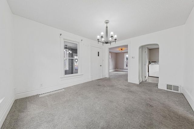 15 14th Street NE, Faribault, MN 55021