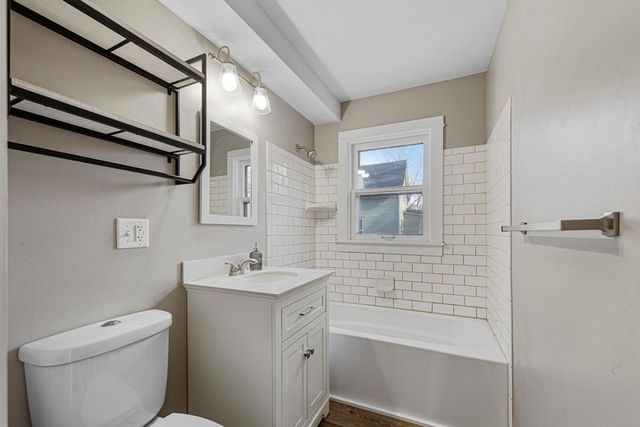 15 14th Street NE, Faribault, MN 55021