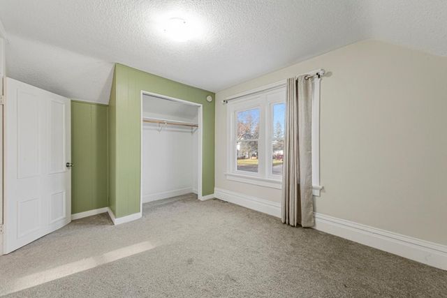 15 14th Street NE, Faribault, MN 55021