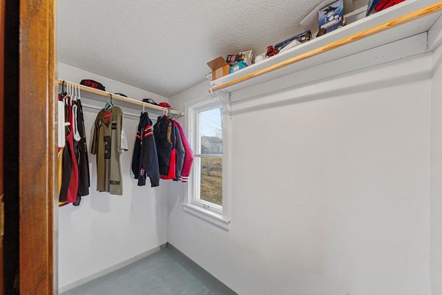 15 14th Street NE, Faribault, MN 55021