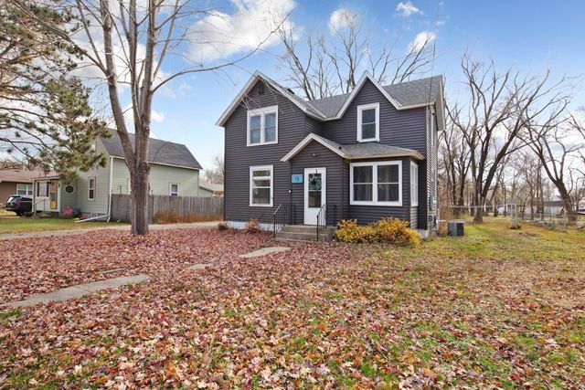 15 14th Street NE, Faribault, MN 55021